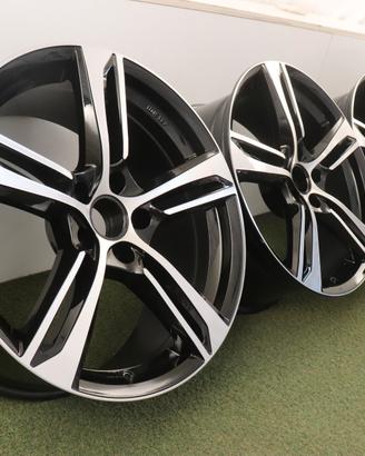 Cerchi in lega Audi A5 Q7 Q8 BMW Serie 5 19