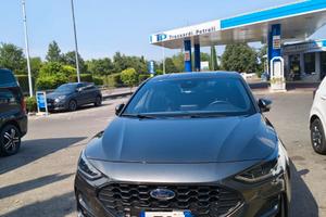 Ford Focus V 2022 1.0 ecoboost h ST-Line Design 12