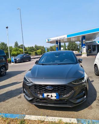 Ford Focus V 2022 1.0 ecoboost h ST-Line Design 12
