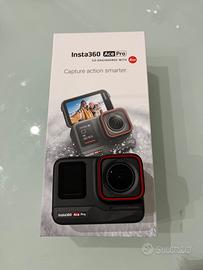 Insta360 Ace Pro  Action Cam con custodia