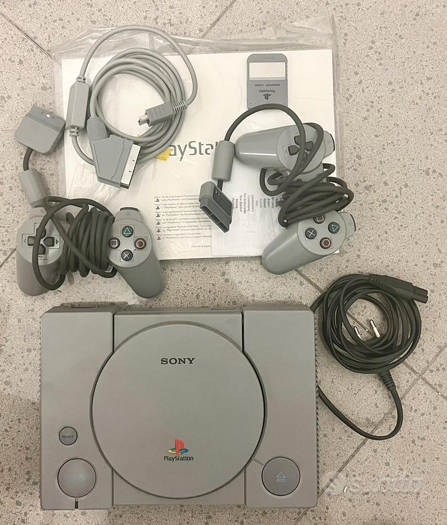 PlayStation 1 Console con Controller - Console e Videogiochi In vendita a  Brescia