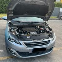 Peugeot 308 del 2014 per ricambi