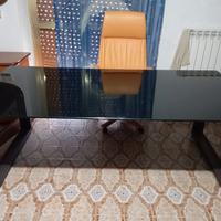 Scrivania in vetro