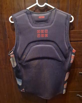 Impact Vest ION Vector + Casco Gong Wingfoil / K