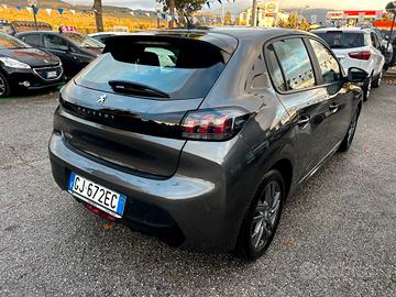 "X NEOPATENT." Peugeot 208 PureTech 5 porte Allu