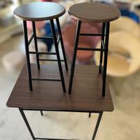 Set tavolo alto con 2 sabelli  stile moderno