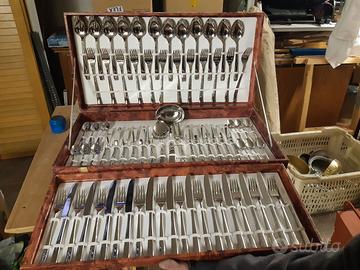 Set completo di posate in acciaio inox