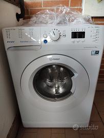 Lavatrice Indesit BWA71052 da riparare