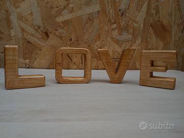 targa in legno scritta da appoggio love