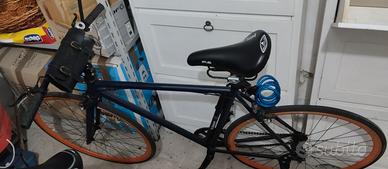 Bicicletta scatto fisso invertibile a "normale"