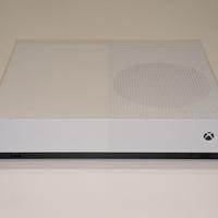 Xbox One S Digital Edition-leggere bene l'annuncio