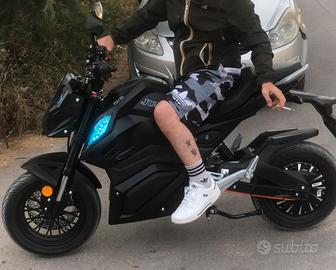 Moto elettrica  Z6 Just