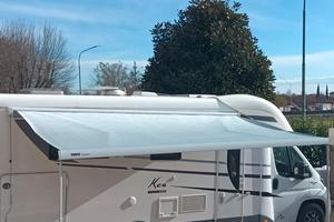 Veranda Omnistore THULE 4 metri con attacchi