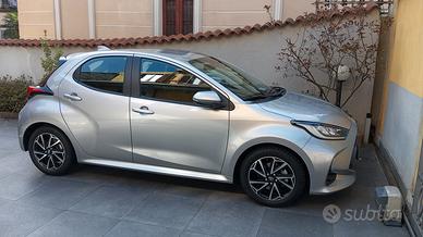 Toyota Yaris Hybrid trend con Garanzia 