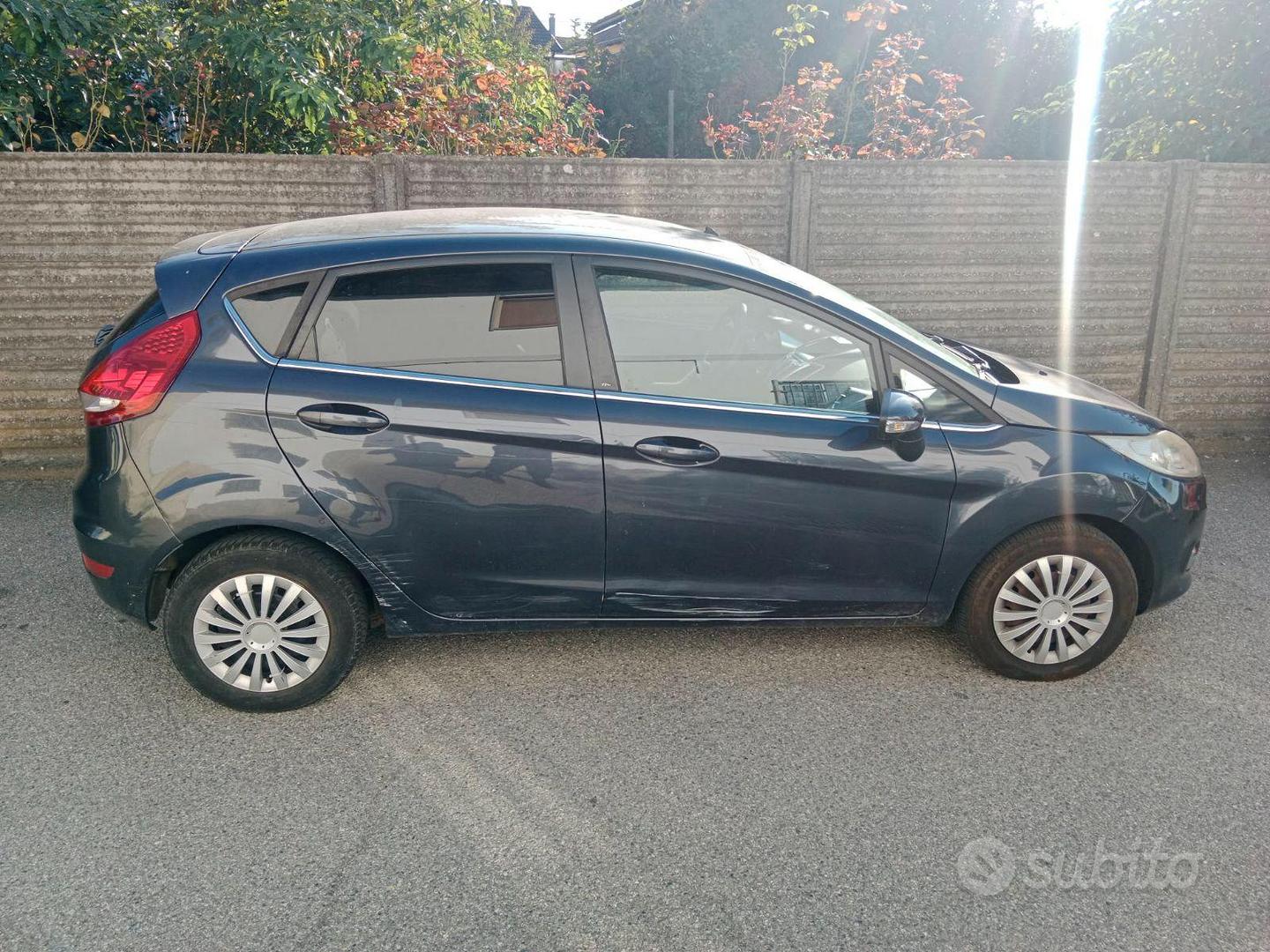 Ford Fiesta - Auto In vendita a Pavia