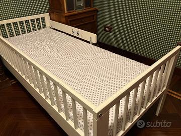 Lettino ikea in legno bianco