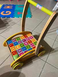 Carrellino primi passi con cubi legno