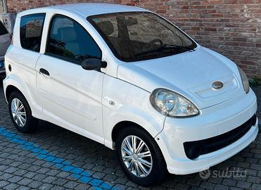 microcar MGO unicopropietario