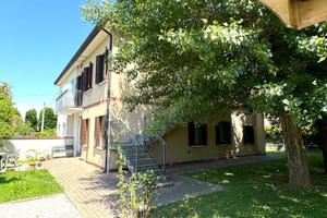 Olmo bifamiliare con due appartamenti indipendenti