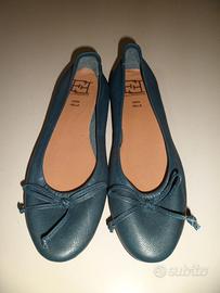Scarpe ballerine.