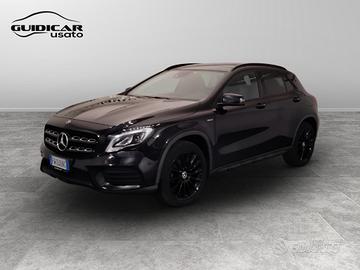 Mercedes GLA-X156 2017 - GLA 200 d Night Edition a