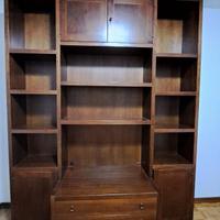 Libreria di qualità in legno massello