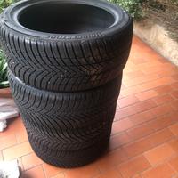 Gomme Bridgestone Blizzak LM 255 40 R19 100V