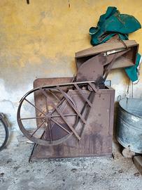 Attrezzatura antica