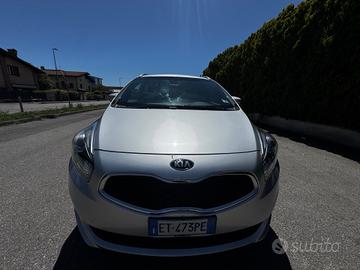 Kia Ceed cee'd 1.4 CRDi SW Active
