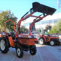 Trattorini Usati Kubota Bulltra B117/16 Caricatore