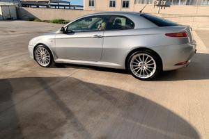 Alfa Romeo GT 1.9 jtd