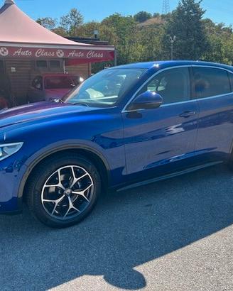 Alfa Romeo Stelvio 2.2 Turbodiesel 190 CV AT8 Q4 T