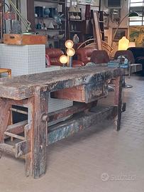 banco falegname vintage con cassetto e morsa