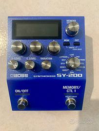 BOSS SYNTHESIZER SY200