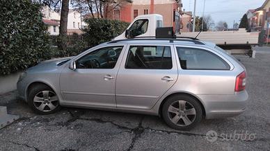 SKODA OCTAVIA SW 1.6 TDI 2011