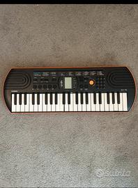 Pianola Casio SA76