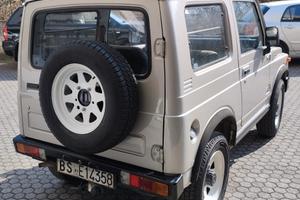 Jeep Suzuki  sj410