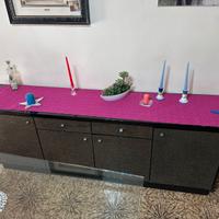 Arredamento per sala da pranzo.