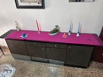 Arredamento per sala da pranzo.