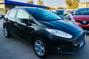 Ford Fiesta GPL CASA MADRE - Titanium