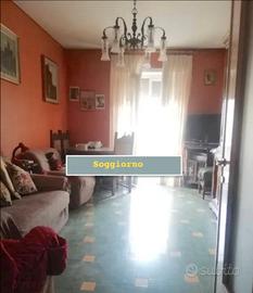 Marconi arredato con balcone