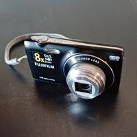 Fujifilm JZ100 14MP CCD con batteria e scheda SD