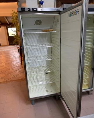 Frigo acciaio