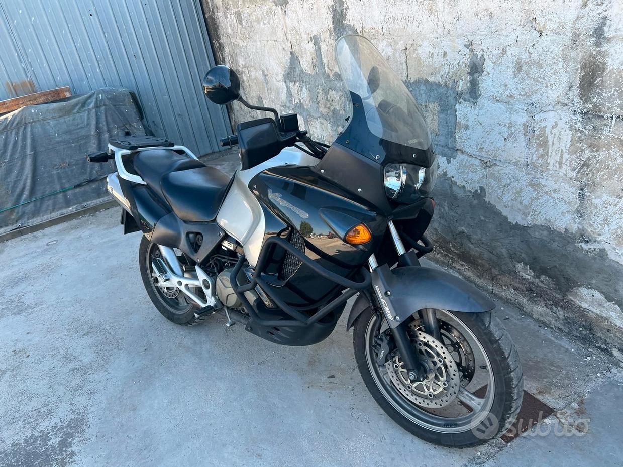 Contachilometri Ricambi Usati Honda Varadero 1000 TACHIMETRO