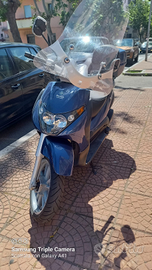 Piaggio Beverly 200