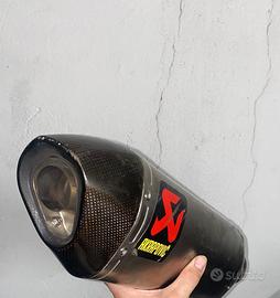 Terminale AKRAPOVIC TITANIO  FULL RACEleggere bene