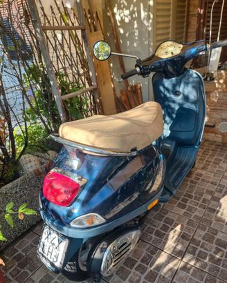 Vespa 50cc Piaggio ET2