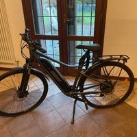 Bici Elettrica Riverside 520E Telaio Alto 