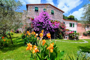 Il Casale del Magra Affittacamere e Appartamenti