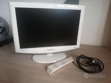 Televisore monitor Samsung difettoso 